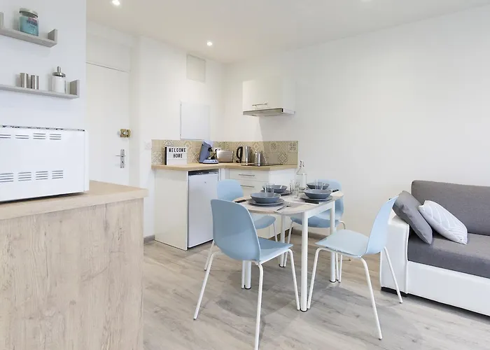 Parenthese - Le Marqui Lourdes